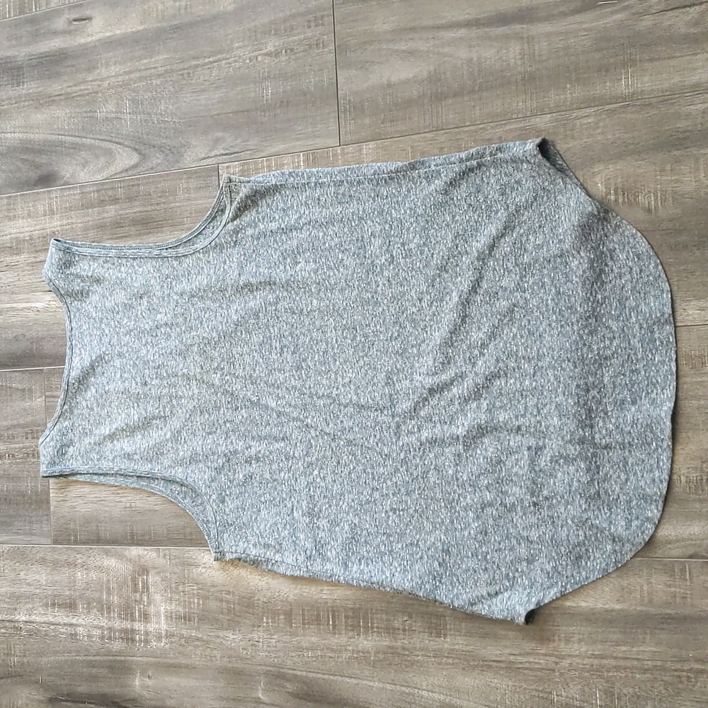 Express Tank Top - Picture 4 of 4